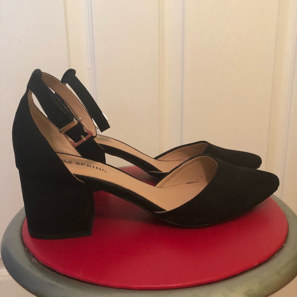 CALL IT SPRING black faux suede sandals, size 7
